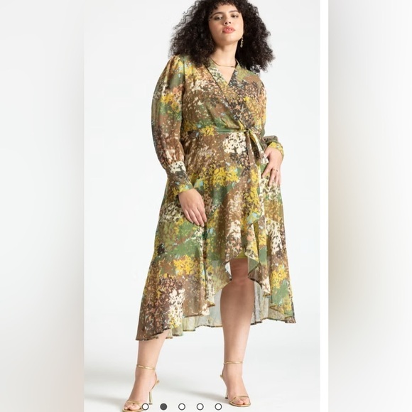 Eloquii Dresses & Skirts - ELOQUIL Flowy Printed Dress floral print size 18 NWT